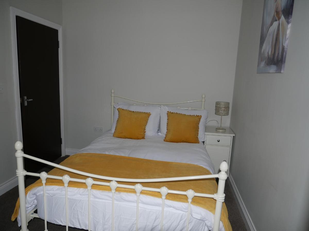 Cosy Two Bedroom Apartment Bishop Auckland Exterior foto